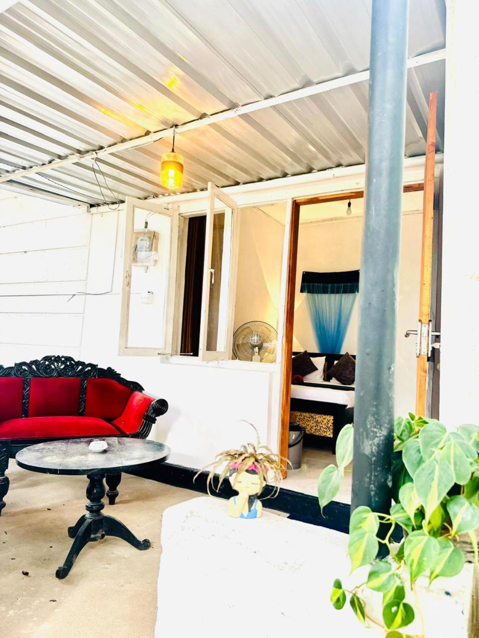 Fly Infinity - Home Stay Kandy Exterior foto